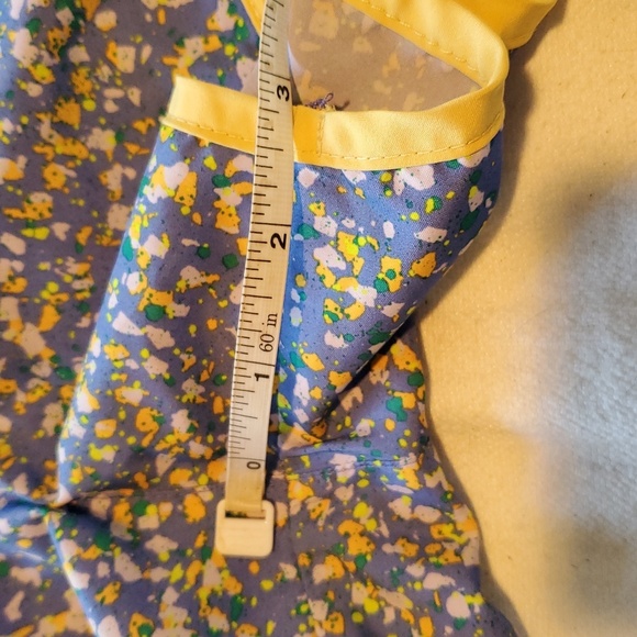 Nike DriFit Tempo Icon Clash Blue and Yellow Women's Athletic Sz. L Shorts - Picture 10 of 11